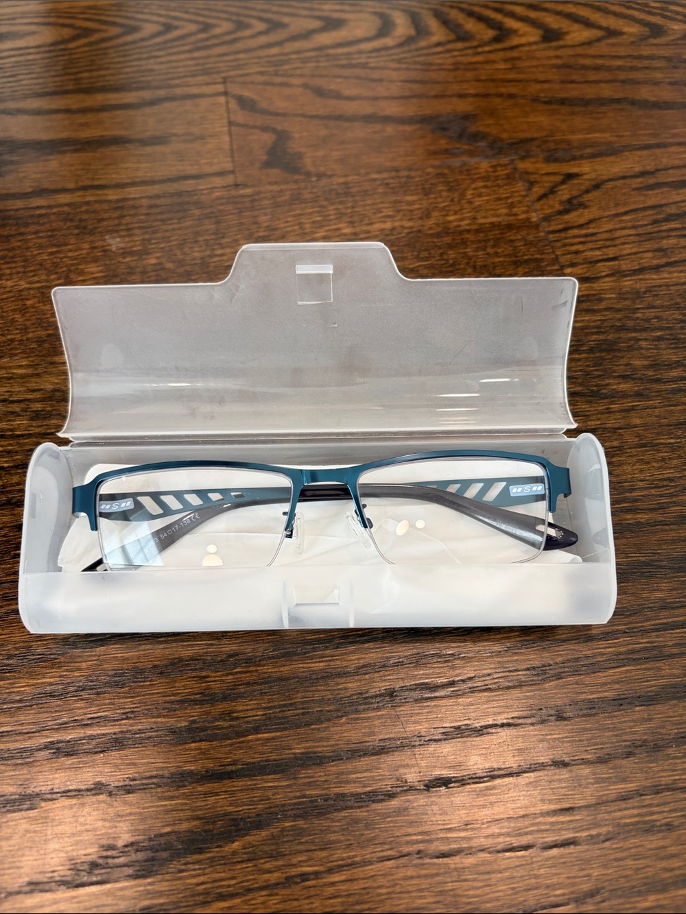 Aethoma OptiReaders Pro Multifocal Reading Glasses – +2.0